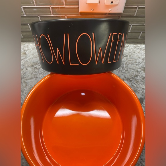 Spooky Rae Dunn Dog Bowls - Picture 4 of 4